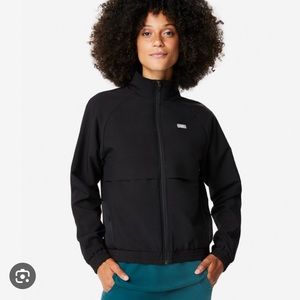 Figs Sydney Scrub Jacket in Black